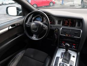 Audi Q7  3.0 TDI S-Line 