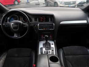 Audi Q7  3.0 TDI S-Line 