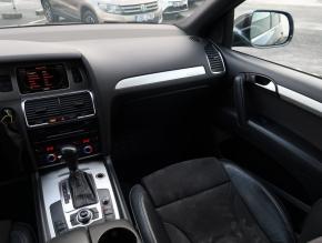 Audi Q7  3.0 TDI S-Line 