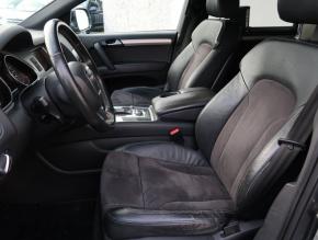 Audi Q7  3.0 TDI S-Line 