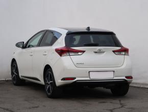 Toyota Auris  1.6 Valvematic 