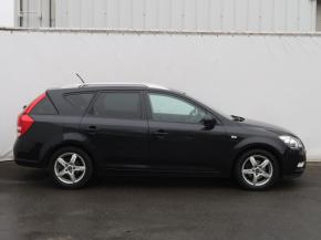 Kia Ceed  1.6 CVVT 