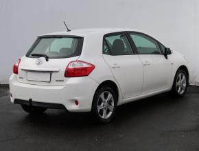 Toyota Auris  1.6 Valvematic 