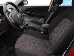 Kia Ceed  1.6 CVVT 