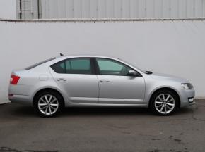 Škoda Octavia  2.0 TDI Elegance 