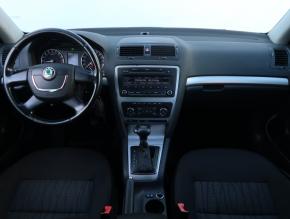 Škoda Octavia  2.0 TDI Elegance 