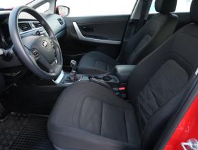 Kia Ceed  1.4 MPI 