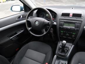 Škoda Octavia  1.6 Ambiente 