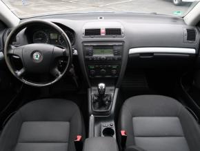 Škoda Octavia  1.6 Ambiente 