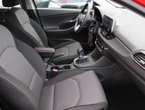 Hyundai i30  1.4 CVVT 