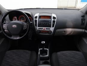 Kia Ceed  1.6 CRDi 