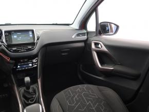 Peugeot 2008  1.2 PureTech 