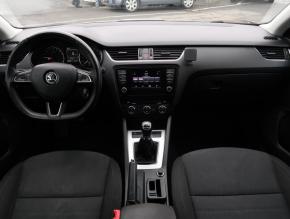 Škoda Octavia  2.0 TDI Elegance 