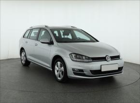 Volkswagen Golf  1.2 TSI 