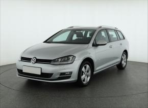 Volkswagen Golf  1.2 TSI 