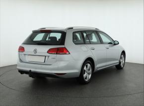 Volkswagen Golf  1.2 TSI 