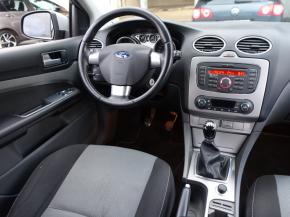 Ford Focus  1.6 16V 