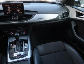 Audi A6  3.0 TDI S line 