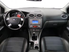 Ford Focus  2.0 16V 