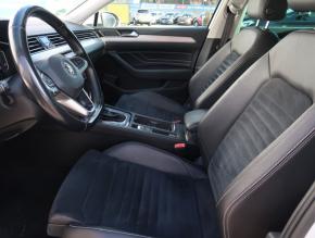 Volkswagen Passat  2.0 TDI Elegance 