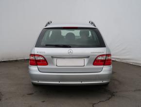 Mercedes-Benz E  E 200 Kompressor Edition 