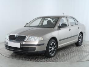 Škoda Octavia  1.6 Tour 