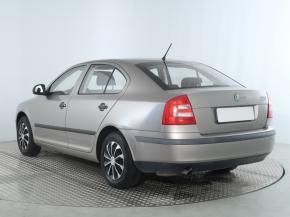 Škoda Octavia  1.6 Tour 