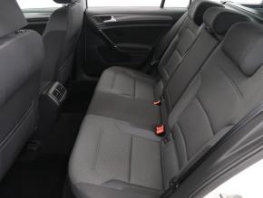 Volkswagen Golf  1.6 TDI 