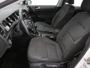 Volkswagen Golf  1.6 TDI 