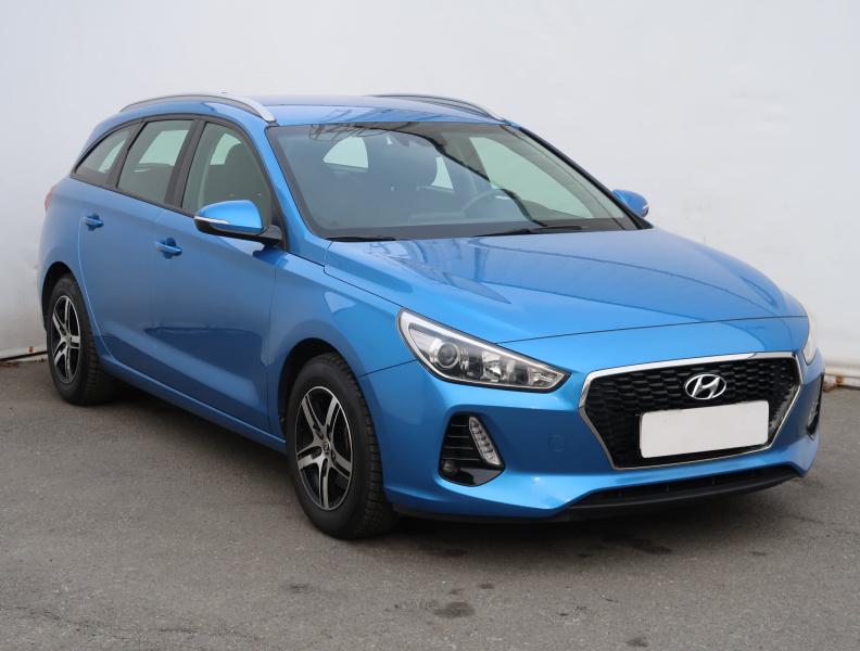 Hyundai i30  1.0 T-GDI Trikolor