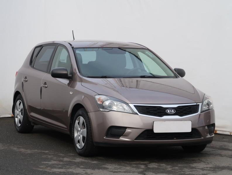 Kia Ceed  1.4 CVVT