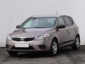 Kia Ceed  1.4 CVVT 