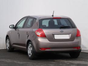 Kia Ceed  1.4 CVVT 