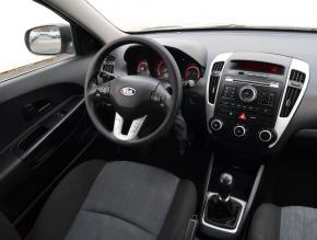 Kia Ceed  1.4 CVVT 