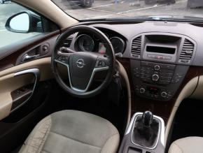 Opel Insignia  2.0 CDTI 