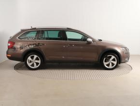 Škoda Octavia  Scout 2.0 TDI 