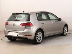 Volkswagen Golf  1.0 TSI 