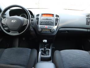 Kia Ceed  1.6 CRDi 