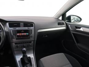 Volkswagen Golf  1.2 TSI 