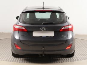 Hyundai i30  1.6 MPI 