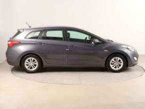 Hyundai i30  1.6 MPI 