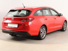 Hyundai i30  1.4 T-GDI 