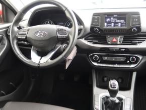 Hyundai i30  1.4 T-GDI 