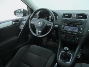 Volkswagen Golf  1.6 