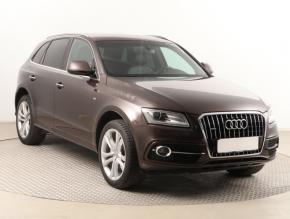 Audi Q5  2.0 TDI S-Line 