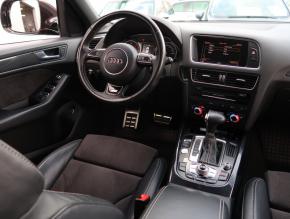 Audi Q5  2.0 TDI S-Line 