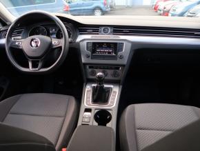 Volkswagen Passat  1.6 TDI Trendline 