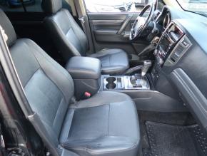 Mitsubishi Pajero  3.2 DI-D 