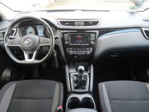 Nissan Qashqai  1.3 DIG-T 