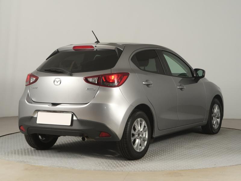 Mazda 2  1.5 16V